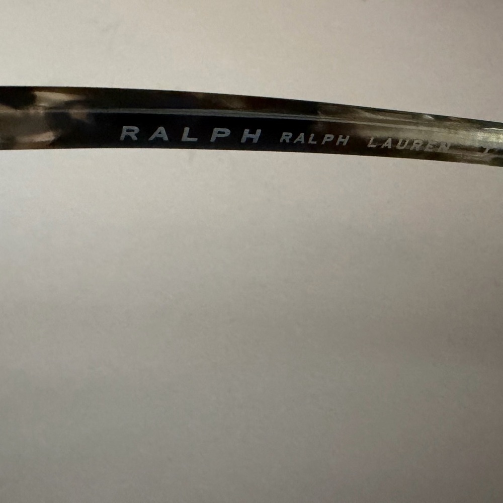 Stylish Tortoise Shell Sunglasses by Ralph Lauren - Picture 6 of 8